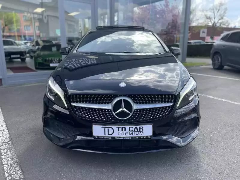 Mercedes-Benz A 180 d AMG Line 7G-DCT Toit Ouvrant - Photo 1