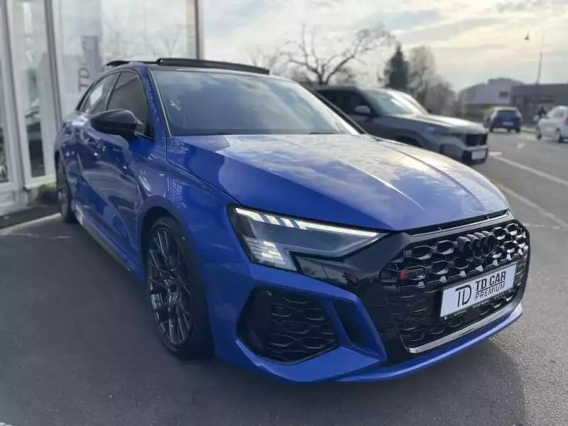 Audi RS3 Performance Edition 1of300 2.5 - Photo 1