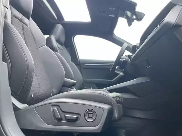 Audi A3 Sportback 35 TFSI S-tronic S line - Photo 3