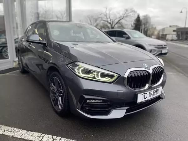 BMW 118 1.5l 140 Sportline Auto - Photo 2
