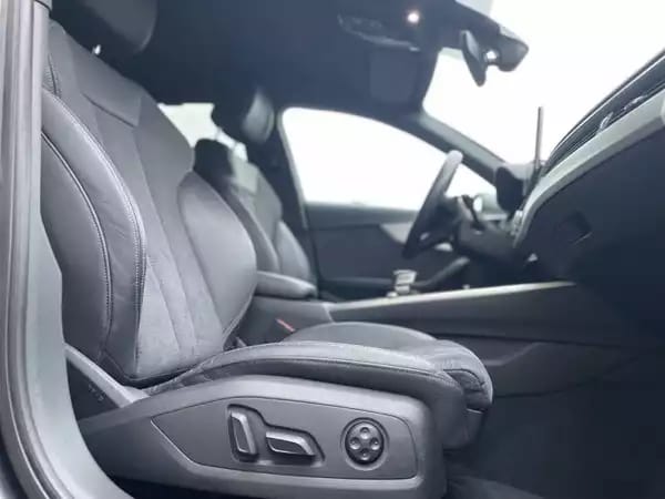 Audi A4 Avant 35 TFSI S-tronic S line - Photo 3