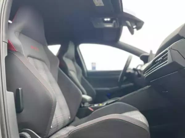 Volkswagen Golf GTI 8 GTI 2.0 TSI 245 DSG - Photo 3