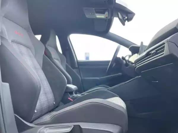 Volkswagen Golf 8 GTI 2.0 TSI 245 DSG - Photo 3