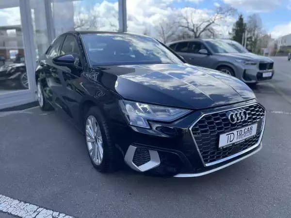 Audi A3 Limousine 30 TFSI S-Tronic - Photo 2