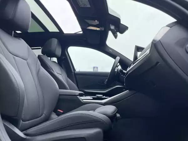 BMW 320 xDrive  M Auto Frozen blue - Photo 3