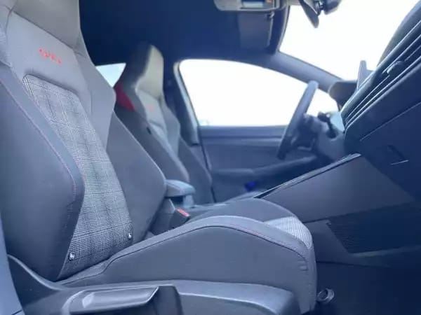 Volkswagen Golf GTI 8 GTI 2.0 TSI 245 DSG - Photo 3