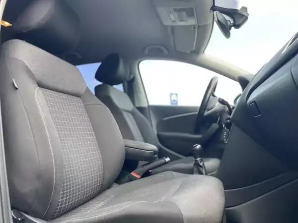 Volkswagen Polo 1.4 Tdi 90 Comfortline - Photo 3