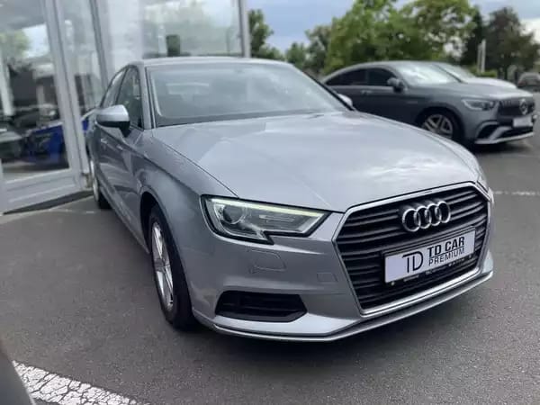 Audi A3 30 Tdi 116 S-tronic Limousine - Photo 2