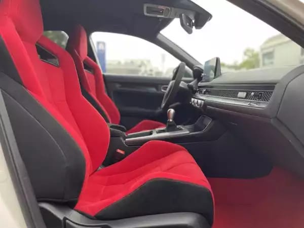 Honda Civic TYPE R championship white edit - Photo 3