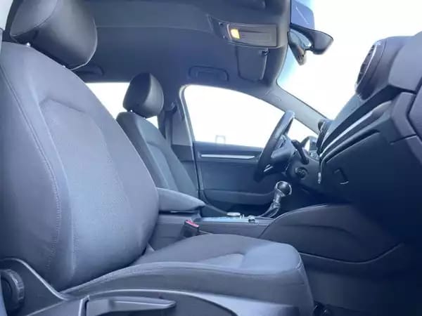 Audi A3 30 TSi Sportback S-Tronic - Photo 3