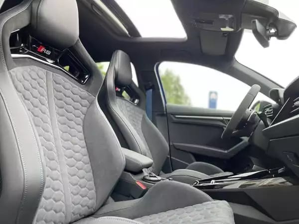 Audi RS3 Performance Edition 1of300 2.5 - Photo 3