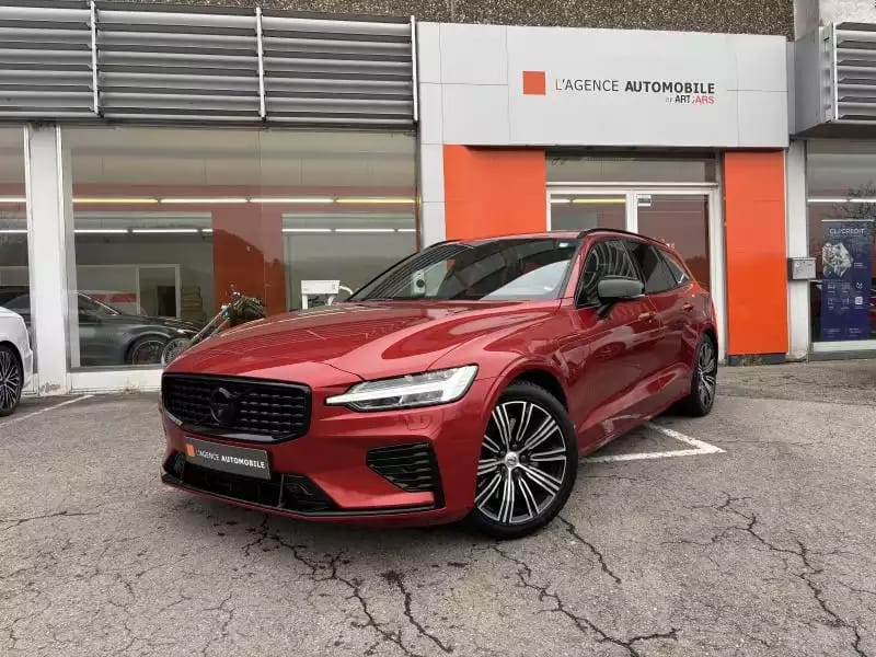 Volvo V60 T8 Recharge AWD Geartonic R-Design - Photo 1