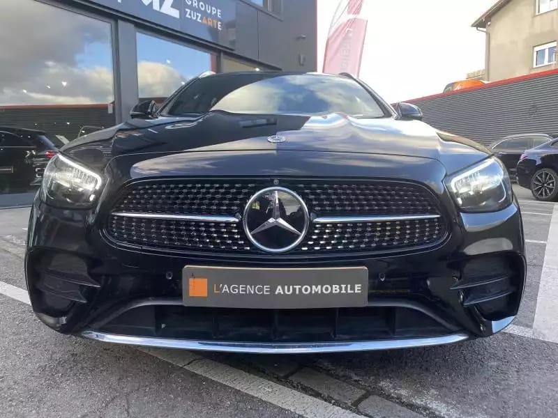 Mercedes-Benz E 300 e HYBRIDE BREAK AMG Line 4 Matic - Photo 1