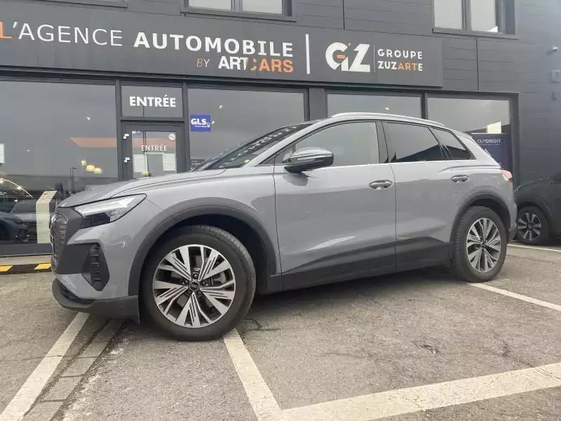 Audi Q4 e-tron 45 design edition - Photo 1