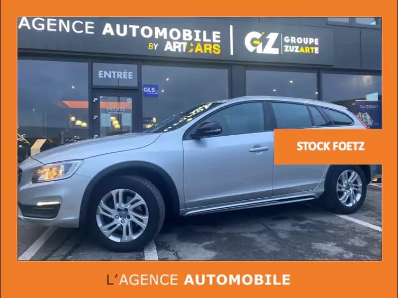 Volvo V60 Cross Country vente privé - Photo 1