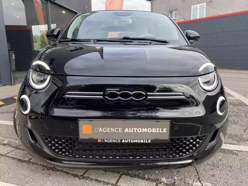 Fiat 500e Cabrio - Photo 1