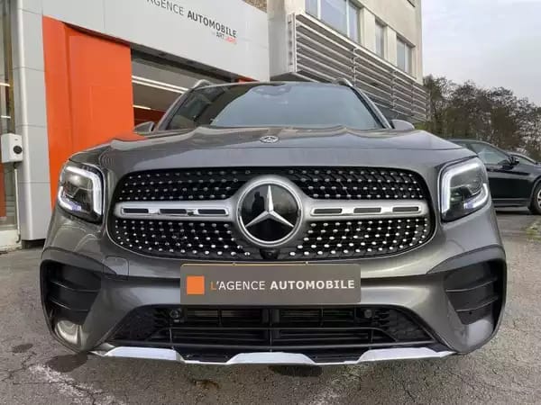 Mercedes-Benz GLB 200 4MATIC AMG LINE - Photo 2