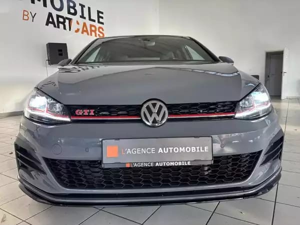 Volkswagen Golf GTI TCR - Photo 3
