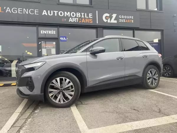 Audi Q4 e-tron 45 design edition - Photo 2