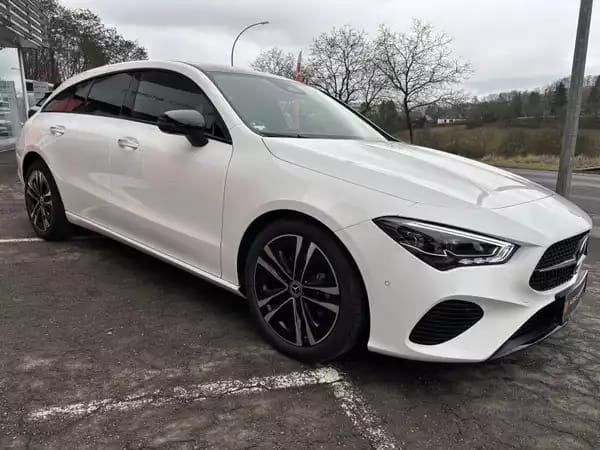 Mercedes-Benz CLA 200 BREAK - Photo 3