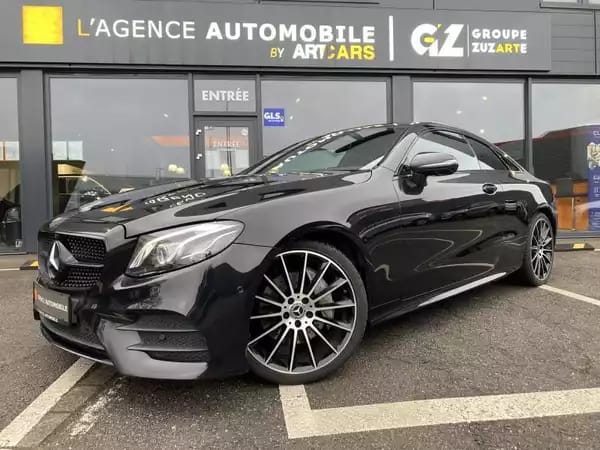 Mercedes-Benz E 220 d Coupé AMG Line - Photo 2