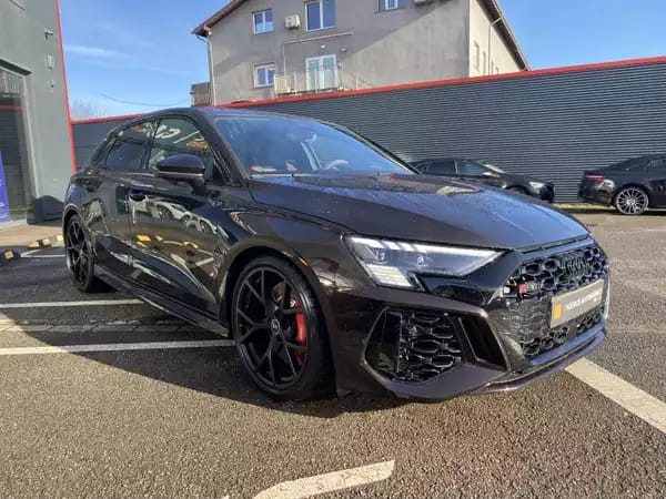 Audi RS3 Sportback - Photo 3