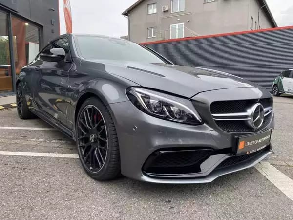 Mercedes-Benz C 63 AMG S - Photo 3