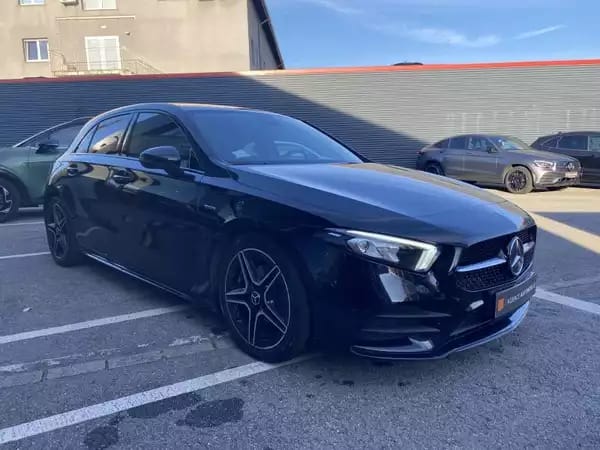 Mercedes-Benz A 200 AMG - Photo 3