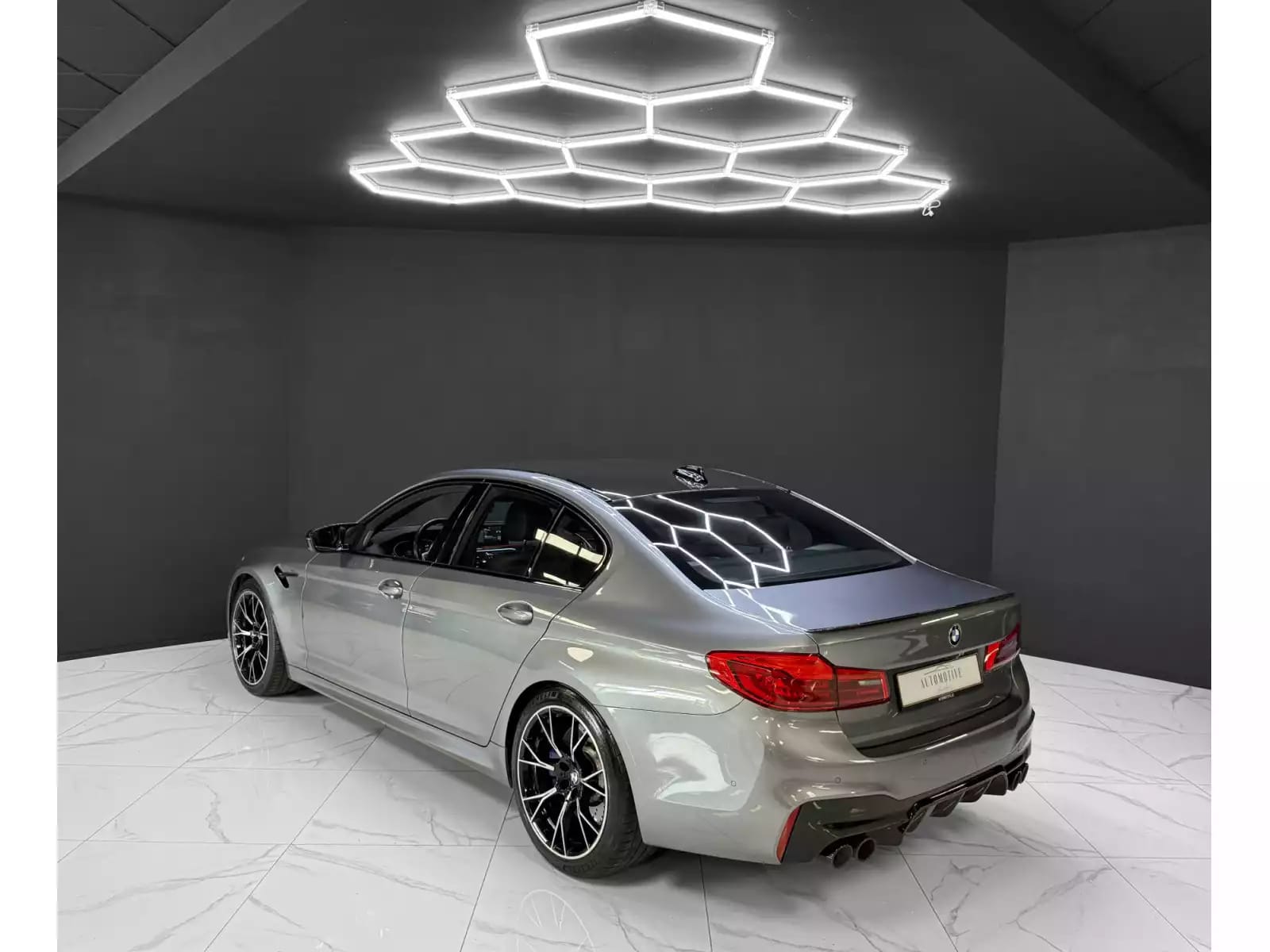 BMW M5 COMPETITION - Photo 1