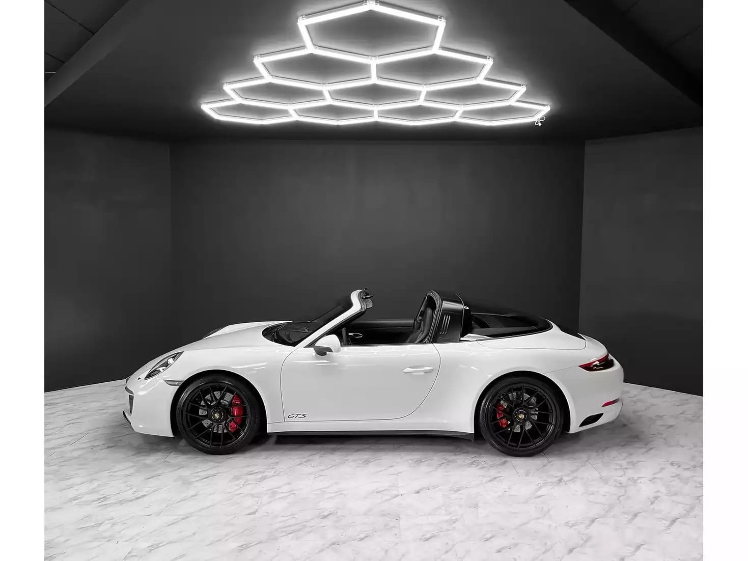 Porsche 991 911 991.2 Targa 4 GTS - Photo 1