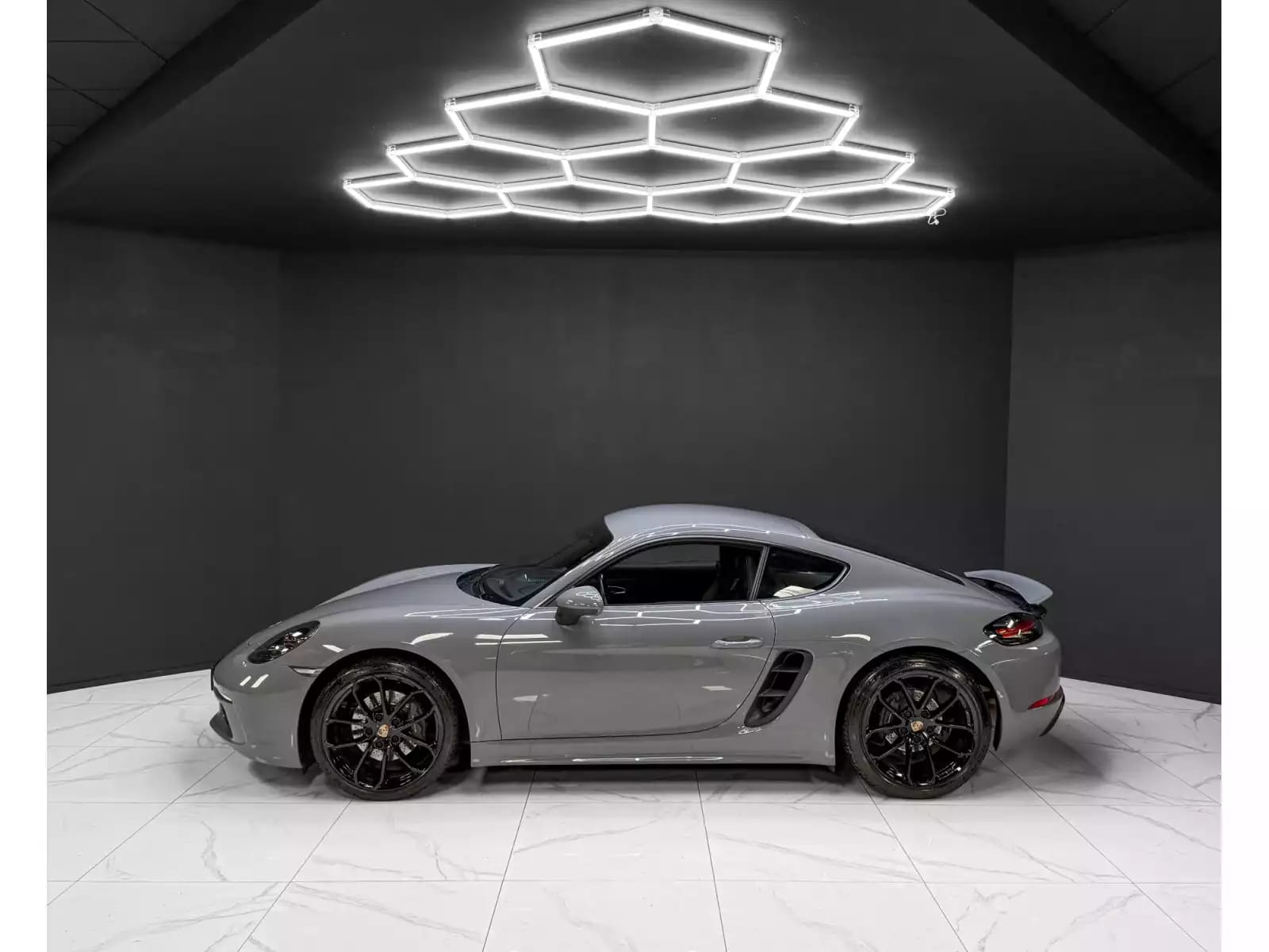 Porsche 718 Cayman 718 / CHRONO / STYLE EDITION - Photo 1
