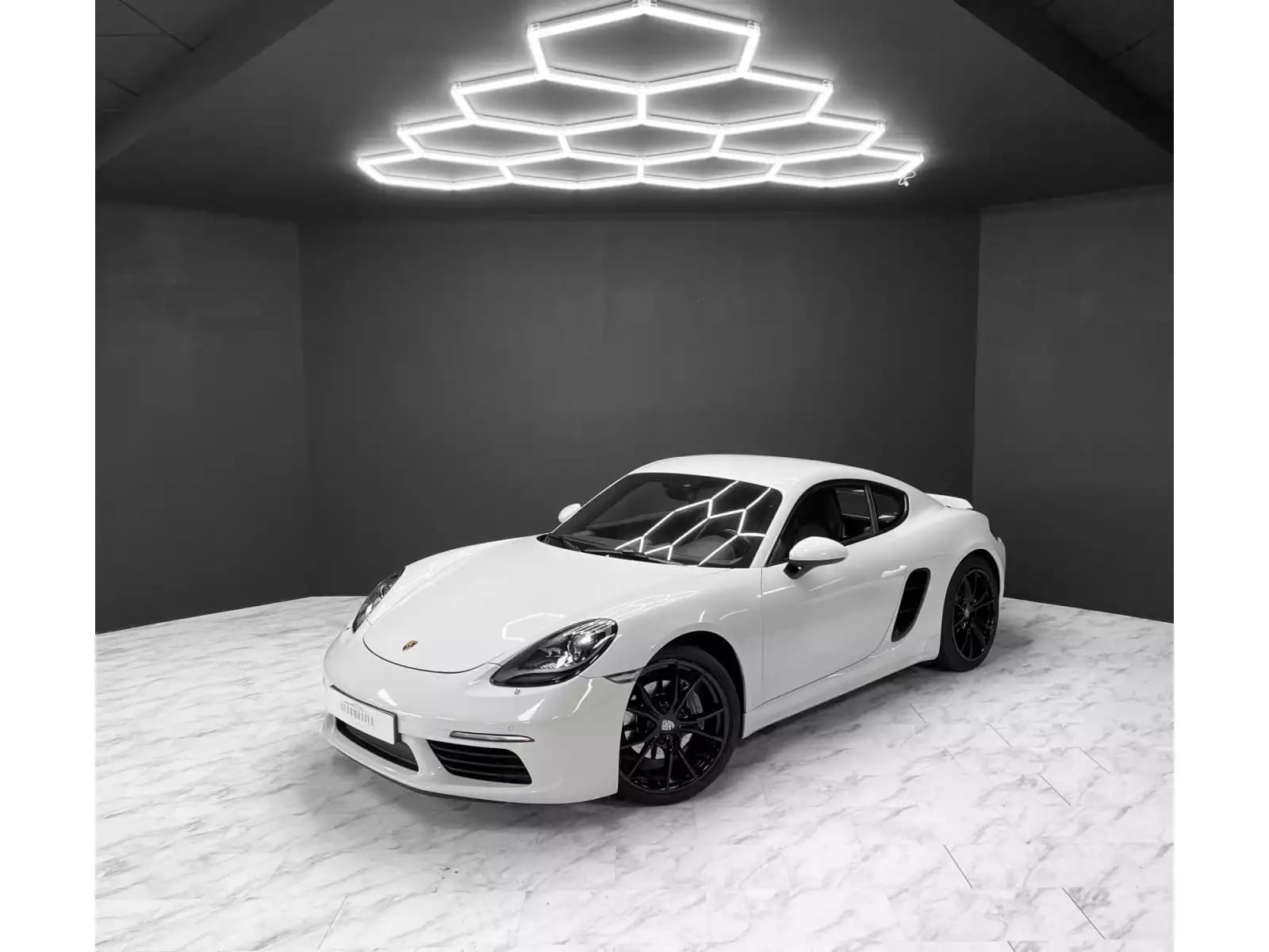 Porsche 718 Cayman 718 - Photo 1