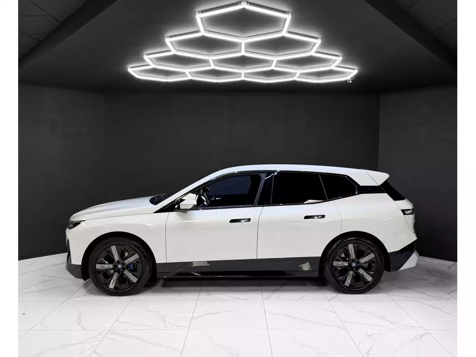 BMW iX 50 xDrive / M SPORT / HK / PANO / 360 - Photo 1