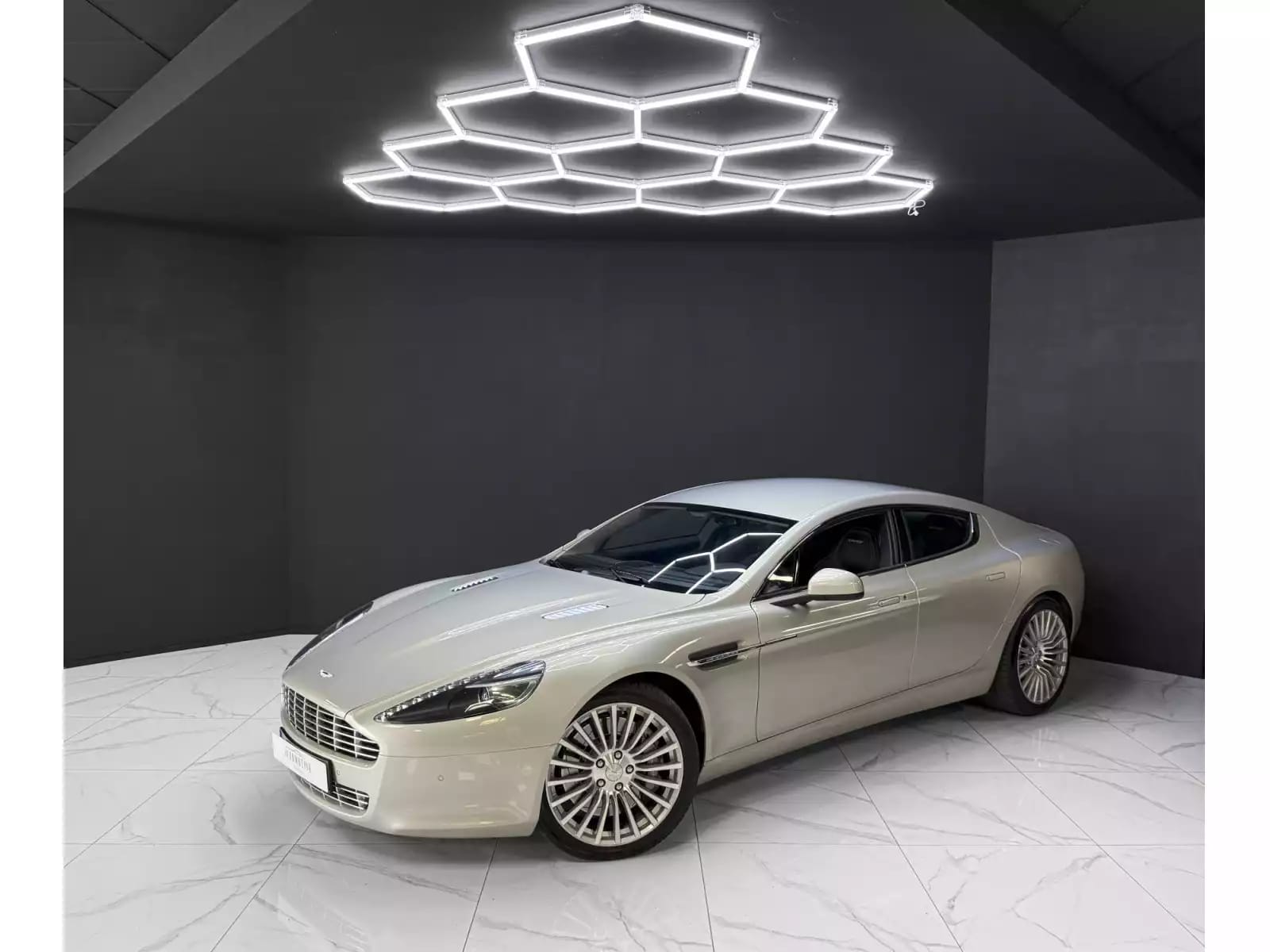 Aston Martin Rapide V12 6.0 477ch - Photo 1