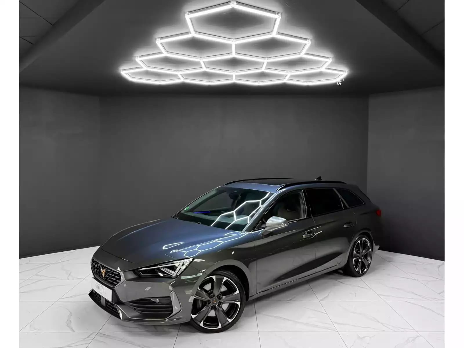 Cupra Leon ST VZ Sportstourer 300ch - Photo 1