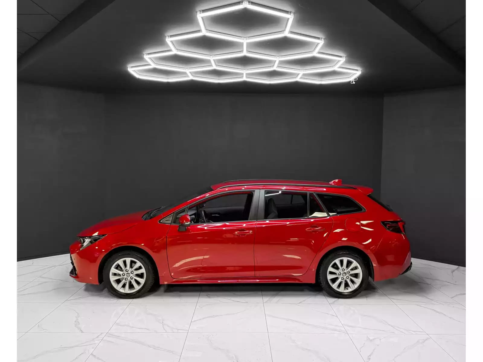 Toyota Corolla Touring Sports 1.8 Hybrid / LED / Kamera / SH - Photo 1