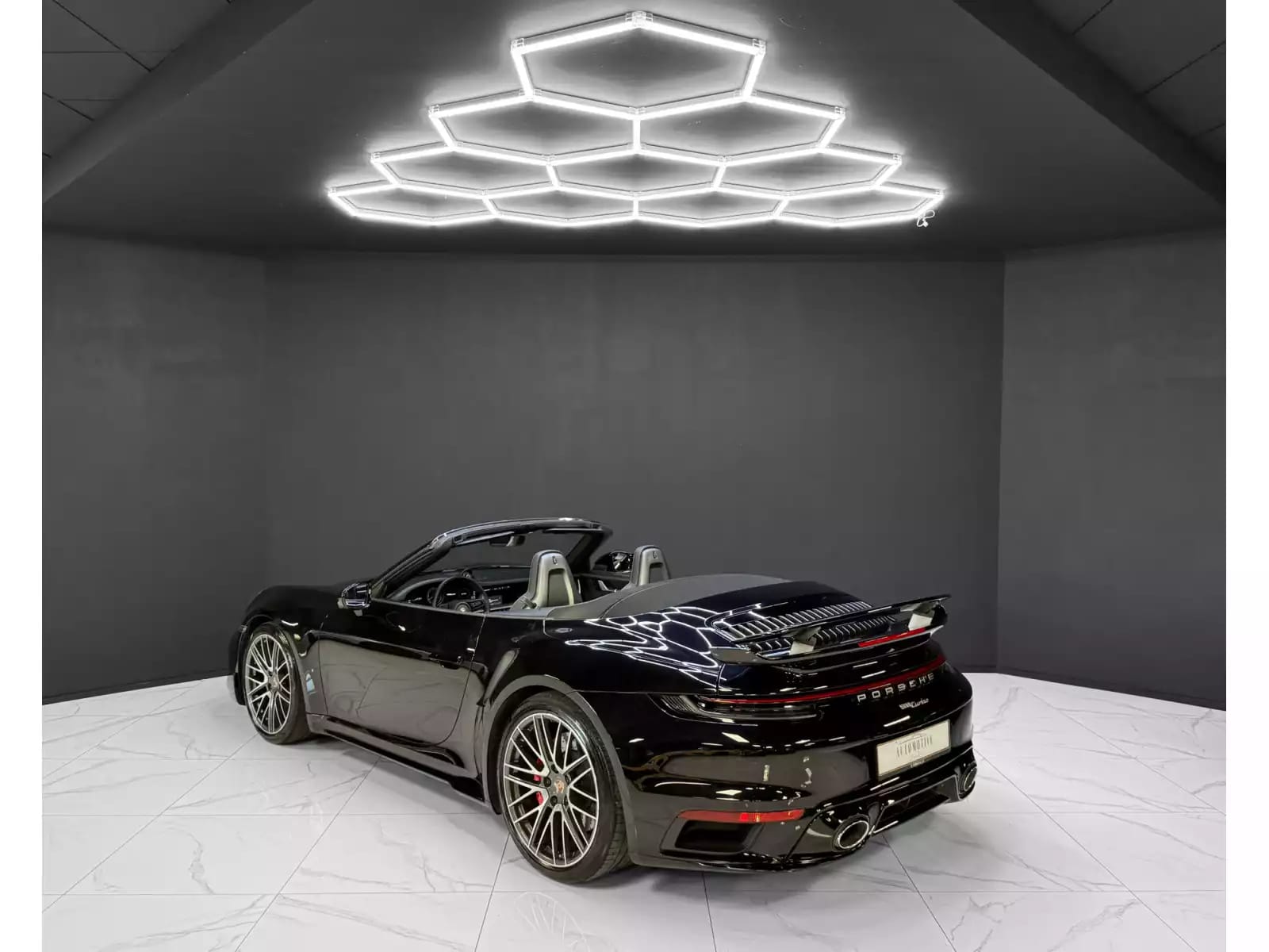 Porsche 992 Turbo Cabriolet / Aero-Kit / Lift / BOSE / 360° / ACC - Photo 1