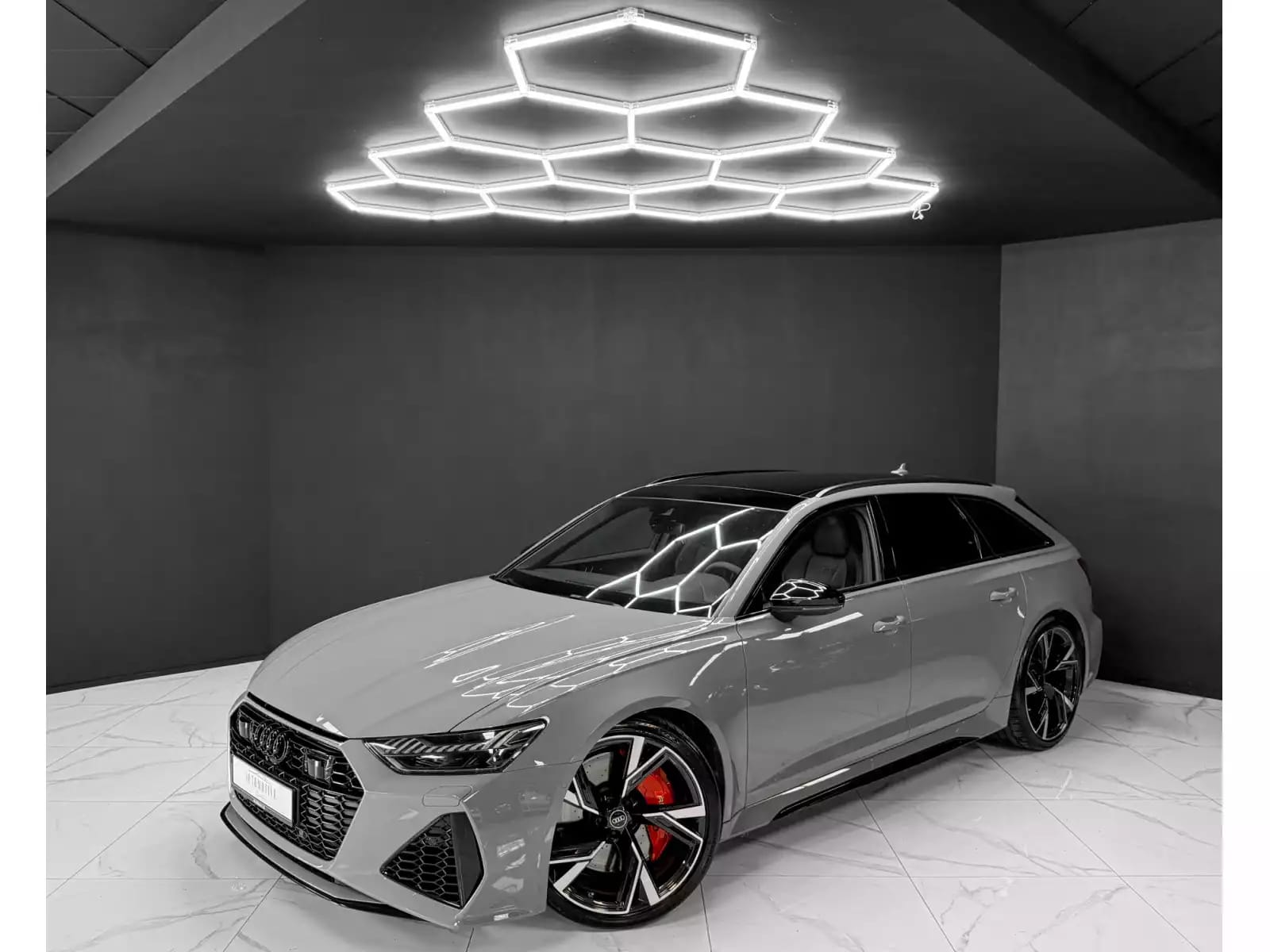 Audi RS6 PERFORMANCE - Photo 1