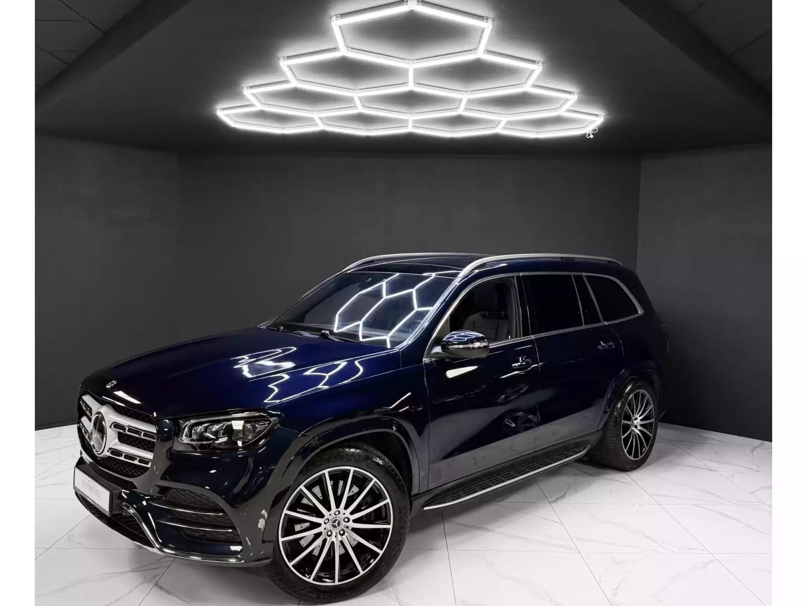 Mercedes-Benz GLS 400 d AMG Line 7 seats FULL - Photo 1