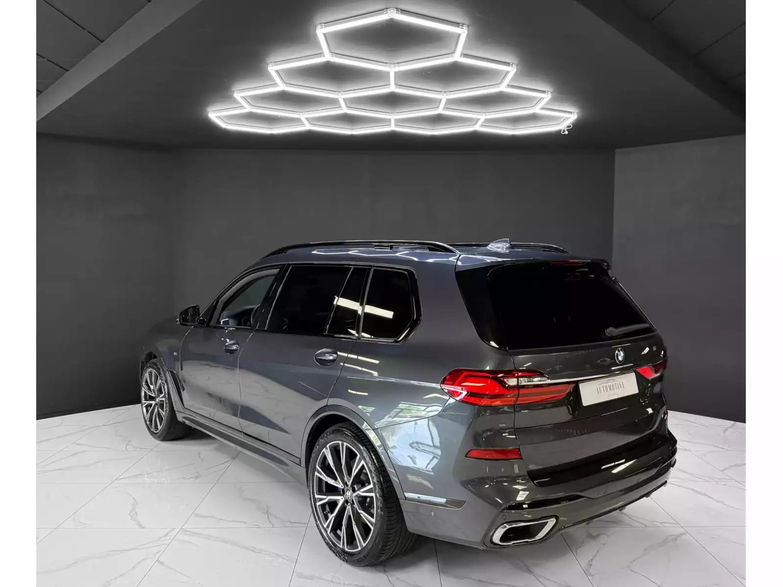 BMW X7 xDrive 40i 7S. FULL - Photo 1