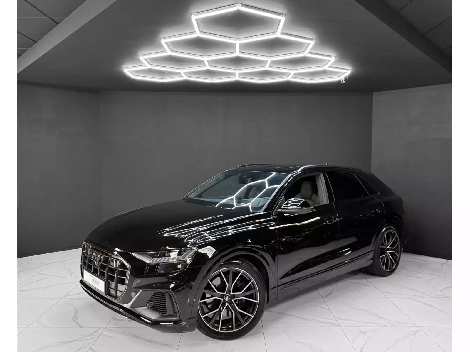 Audi SQ8 4.0 TFSI / MATRIX / B&O / PANO / HEAD-UP / 360° - Photo 1