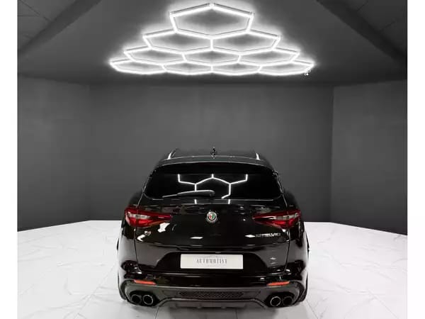 Alfa Romeo Stelvio Quadrifoglio Quadrifoglio Q4 - Photo 3