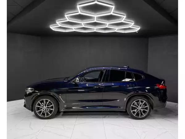 BMW X4 M M40d - Photo 2
