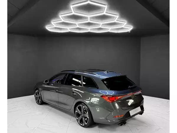 Cupra Leon 2.0 TSI Sportstourer VZ - Photo 2