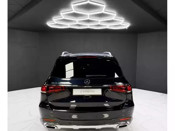 Mercedes-Benz GLS 400 d AMG Line 7 seats - Photo 3