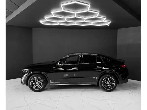 Mercedes-Benz GLC 300 d Coupé AMG LINE / BURMESTER / 3D CAM - Photo 2