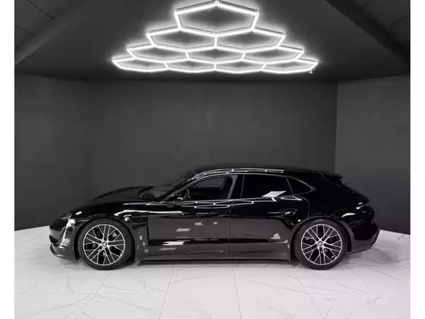 Porsche Taycan Sport Turismo / PERFORMANCE / PANO / PDLS + / 360° - Photo 2