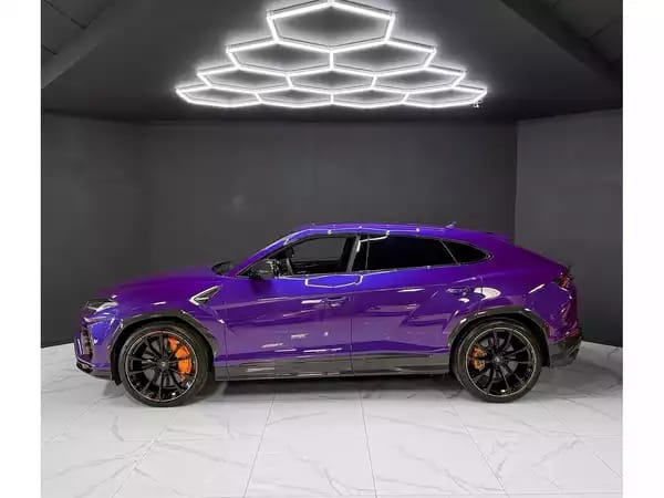 Lamborghini Urus FULL PPF / B&O 3D / FULL CARBON / WARRANTY 2027 / 23" - Photo 2