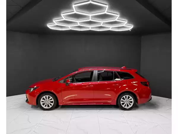 Toyota Corolla Touring Sports 1.8 Hybrid / LED / Kamera / SH - Photo 2