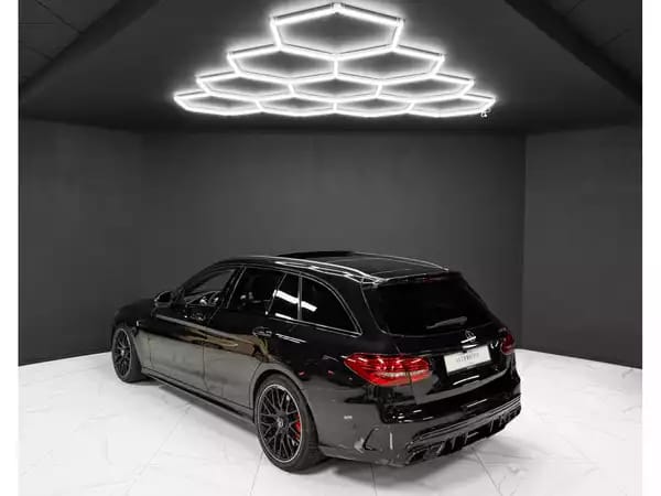 Mercedes-Benz C 63 AMG S T AMG / PANO / VIRTUAL / LED / DISTR. + - Photo 2